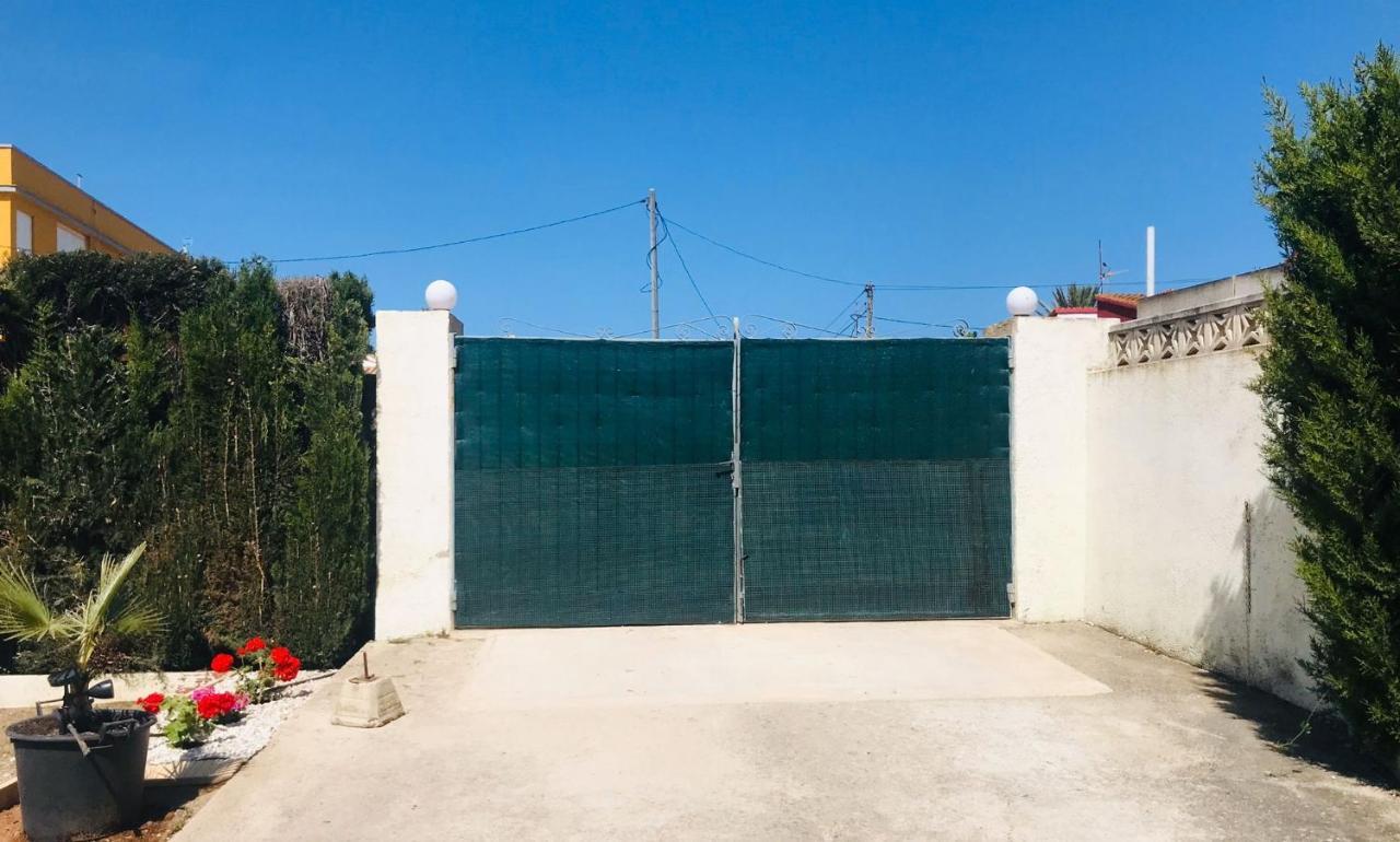 The House ξενώνας Les Deveses Εξωτερικό φωτογραφία